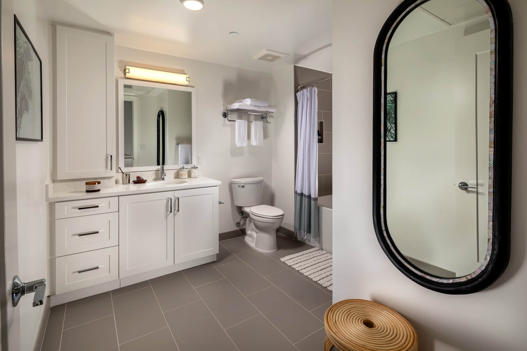 Two Bedroom Residence Guest Bathroom